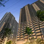 High-Floor Waikiki Ocean & Park View Condo-Free Parking